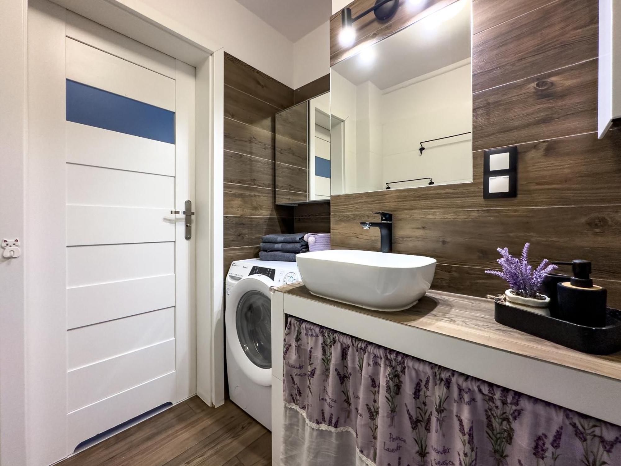 Apartament Nieopodal Centrum Nauki Cogiteon Krakau Exterior foto